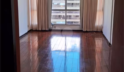 Apartamento com 4 quartos para locação em Tijuca - RJ