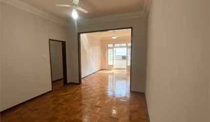 Apartamento com 3 quartos à venda ou para locação em Tijuca - RJ