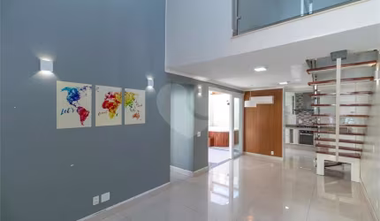 Casa de vila com 3 quartos para locação em Tijuca - RJ