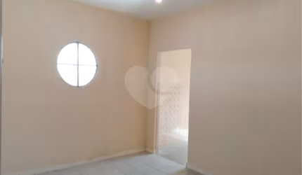 Apartamento com 3 quartos para locação em Marechal Hermes - RJ