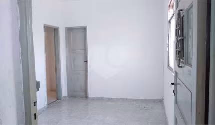 Apartamento com 3 quartos para locação em Marechal Hermes - RJ