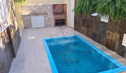 Casa com 4 quartos à venda em Freguesia (jacarepaguá) - RJ