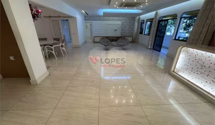 Apartamento com 4 quartos à venda ou para locação em Tijuca - RJ