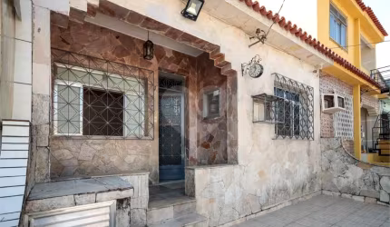 Casa de vila com 2 quartos à venda em Encantado - RJ