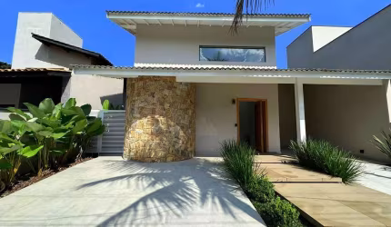 Casa à Venda na Riviera de São Lourenço.