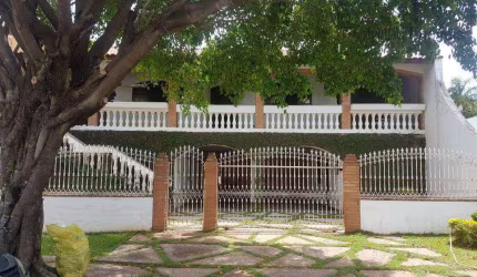 Sobrado a venda 4 dormitórios, Condomínio Isaura Campolim em Sorocaba.