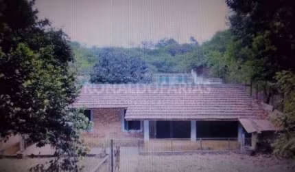 Imóvel Comercial para Venda ou Locação Fundos com Leroy Merlin à Venda em Vila Castelo.