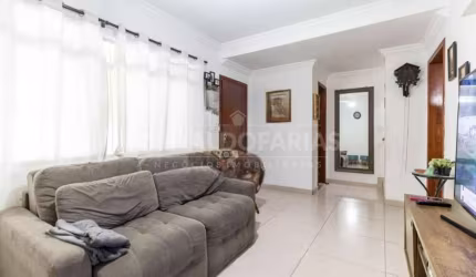 Casa a Venda em Campo Grande com 2 Dormitórios 2 Vagas de Garagem