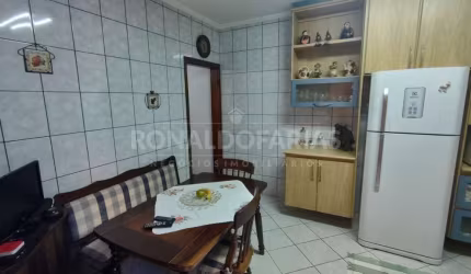 Sobrado a Venda  com 3 dormitórios na região da  Cidade Dutra