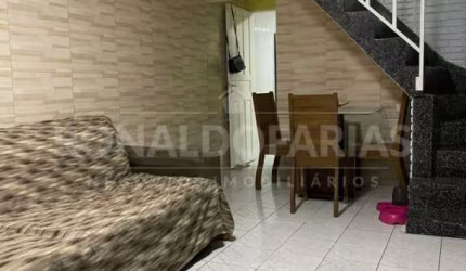 Lindo Sobrado a venda com 3 dormitórios e 130m² em interlagos!