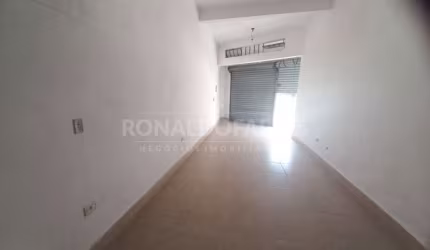 Salão comercial para locação com 200m² na região de Parelheiros.