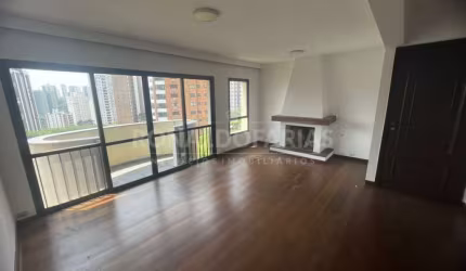 Apartamento de 130m² á venda na região do Morumbi com 3 dormitórios!!!