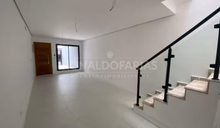 Sobrado a venda com 03 dormitorios sendo 01 suite nda regiao de Interlagos
