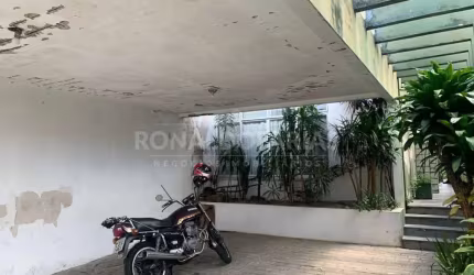 casa a venda na região de veleiros