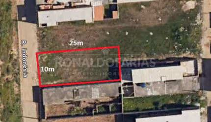 Terreno de 250m² a venda na região da Vila São José.