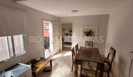 Casa térrea a venda com 02 dormitórios na região de Interlagos