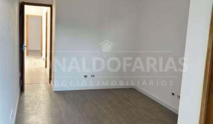 Sobrado a venda com 03 dormitórios sendo 01 suíte no Jardim Consorcio