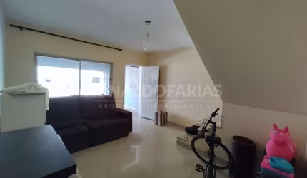 Sobrado a venda com 170 m² ,04 dormitórios na região de Interlagos.