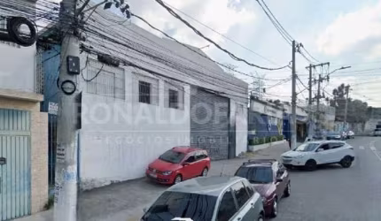 Galpão para alugar no Bairro do Grajau Ideal para Igreja 630 m² a.u