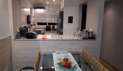 Apartamento a venda com 02 dormitórios na região de Interlagos.