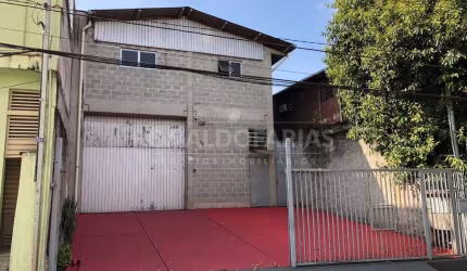 Galpão industrial, trifásico, 700m2 área total em terreno de 500 m2.- Regiao Campo Grande  - SP