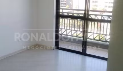 Apartamento a venda com 02 dormitorios e 64 m² na regiao de Santo Amaro