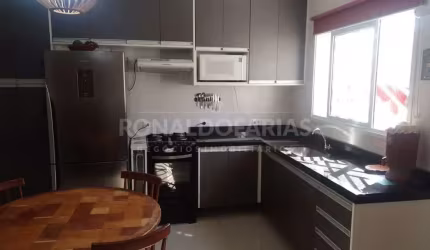 Sobrado a venda com 70 m² ,02 suites na regiao do Campo Grande
