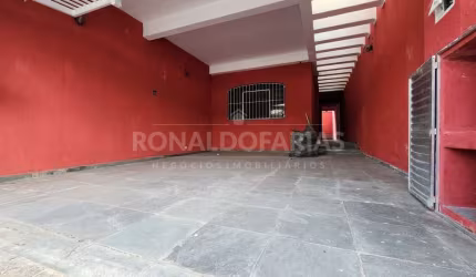 Casa à Venda no Jardim dos Lagos com 3 Dormitórios 1 Suíte e 2 Vagas de Garagem