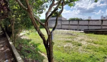 Terreno Comercial para Locação no Socorro 1.838 m² Ideal para Transportadoras ou Distribuição