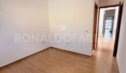 Sobrado à Venda com 3 dormitórios 3 Suítes e 2 Vagas em Jardim Palmares