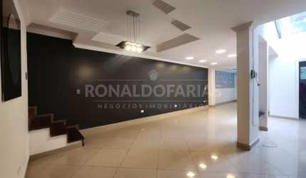 Casa á Venda ou Locação com 3 Dormitórios 1 Suíte e 6 Vagas em Jardim Palmares