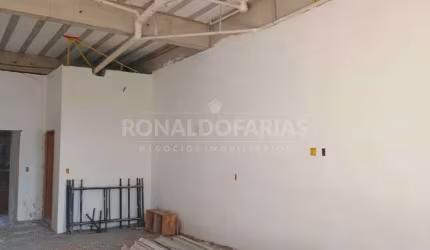 SALAO COMERCIAL PARA LOCAÇÃO NA CIDADE DUTRA ÓTIMA LOCALIZAÇÃO