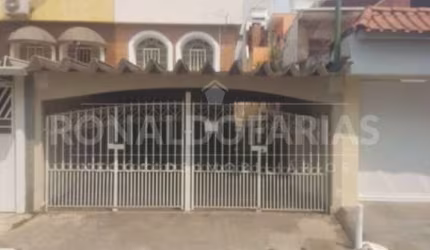 Sobrado a venda com 3 dorm e  2 vagas Região Socorro