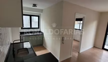 Apartamento a venda com 02 dormitorios na regaio do Campo Belo