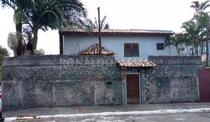 SOBRADO COM 3 SUITES JARDIM PRIMAVERA