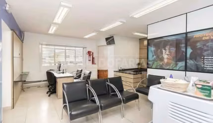 Imóvel Comercial à Venda ou Locação em Interlagos 265 m² Próximo ao Autódromo