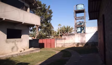 CHACARA A VENDA COM 2000M² NA REGIAO DO GRAJAU