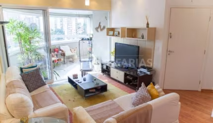 Venda Brooklin Apartamento 3 suítes.