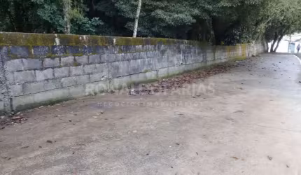 Terreno à venda com 850,00m na região de Parelheiros/Grajau.