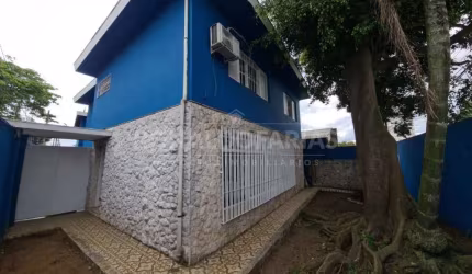Casa a Venda em Veleiros com 4 Dormitórios e 4 Vagas de Garagem