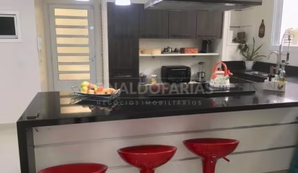 Sobrado a venda com0 4 dormitórios sendo 02 suítes e  01 máster e 350 M² no BROOKLIN