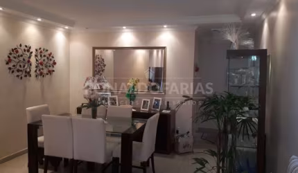 Apartamento a venda com 03 dormitórios sendo 01 suíte no Campo Grande