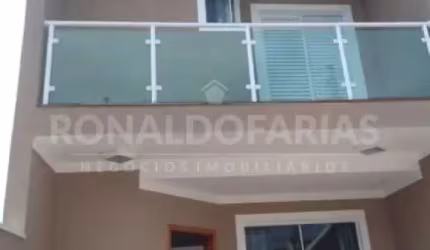 Sobrado a venda com 3 dormitórios, 150 m² região da Pedreira