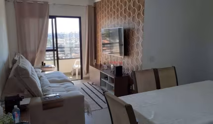Apartamento à venda com 3 dormitórios e 2 vagas na região de Interlagos.