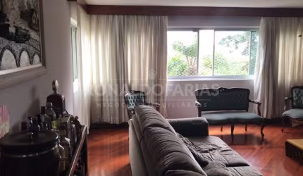 APARTAMENTO À VENDA 4 DORMITÓRIOS SENDO 3 SUÍTES 2 VAGAS 181 M² ÁREA ÚTIL REGIÃO DE INTERLAGOS!!!