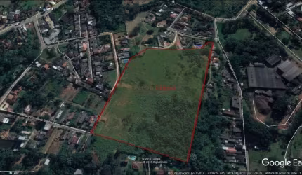 Área à venda com  55000m² na região de Embu-guaçu.