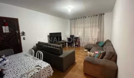 Casa Térrea a venda na Cidade Dutra com 2 dormitórios e suíte