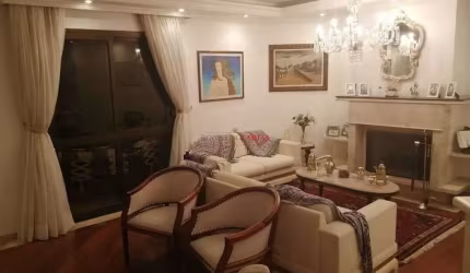Apartamento à venda com 3 suítes e 4 vagas na região do Morumbi.
