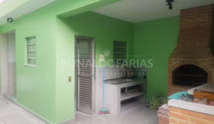 Casa Venda em Interlagos com 4 Dormitórios 1 Suíte e 4 Vagas de Garagem