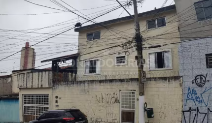 Prédio comercial a venda com 450 m² na região de Interlagos.